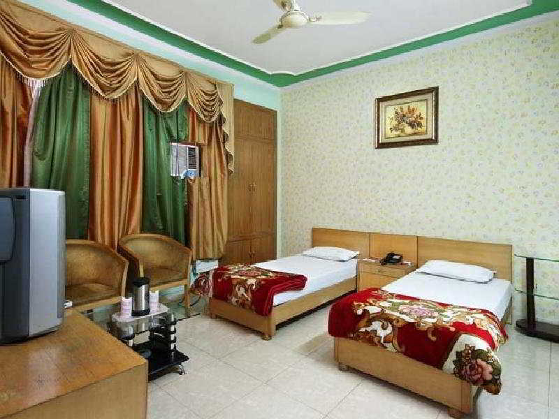 Готель Mandakini Grand Нью-Делі Екстер'єр фото