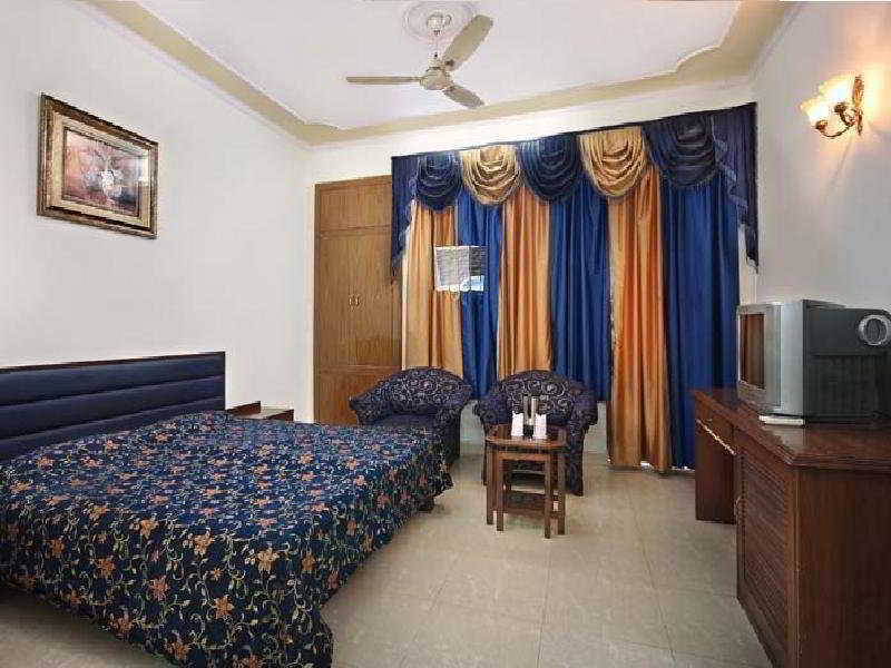 Готель Mandakini Grand Нью-Делі Екстер'єр фото